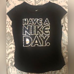 Girls Nike T-shirt 6x